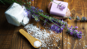 Rituais de Virada de Ano: Desapegue do Passado e Abra Espaço para um 2026 Renovado