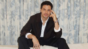 O Encanto de Rômulo Estrela: Uma Análise da Personalidade do Ator sob a Lente da Astrologia