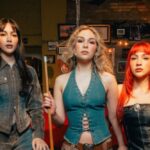 The Warning retorna ao Brasil para o Lollapalooza 2026 com promessa de novidades e inspiração para fãs de rock