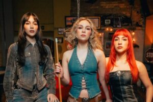 The Warning retorna ao Brasil para o Lollapalooza 2026 com promessa de novidades e inspiração para fãs de rock