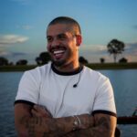 Zé Felipe Responde Críticas sobre Desempenho de Músicas Recentes
